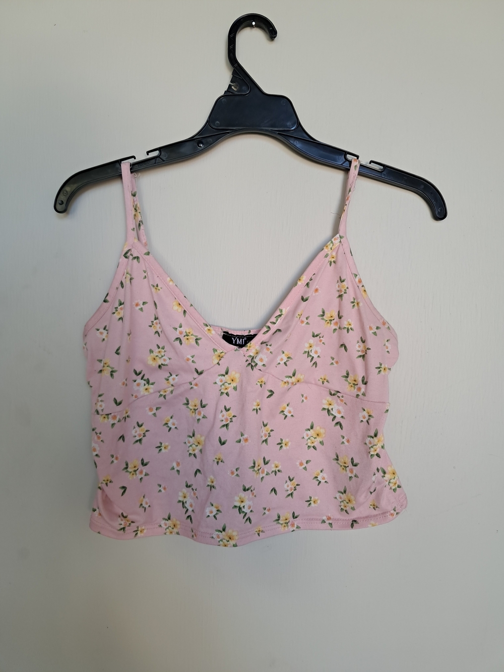 YMI Pink Floral V-Neck Spaghetti Strap Cropped Tank